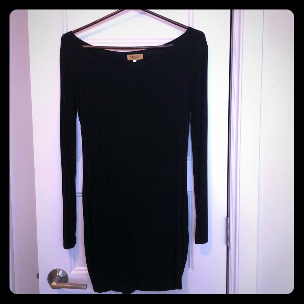 Black piko dress